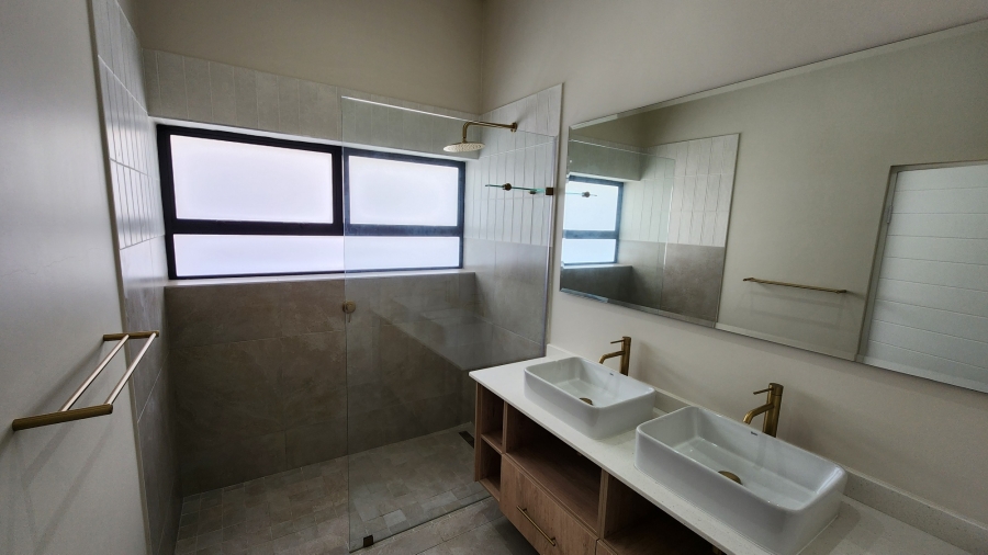 3 Bedroom Property for Sale in Hartenbos Heuwels Western Cape